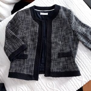 Laura Petites Black and White Classy Textured Blazer